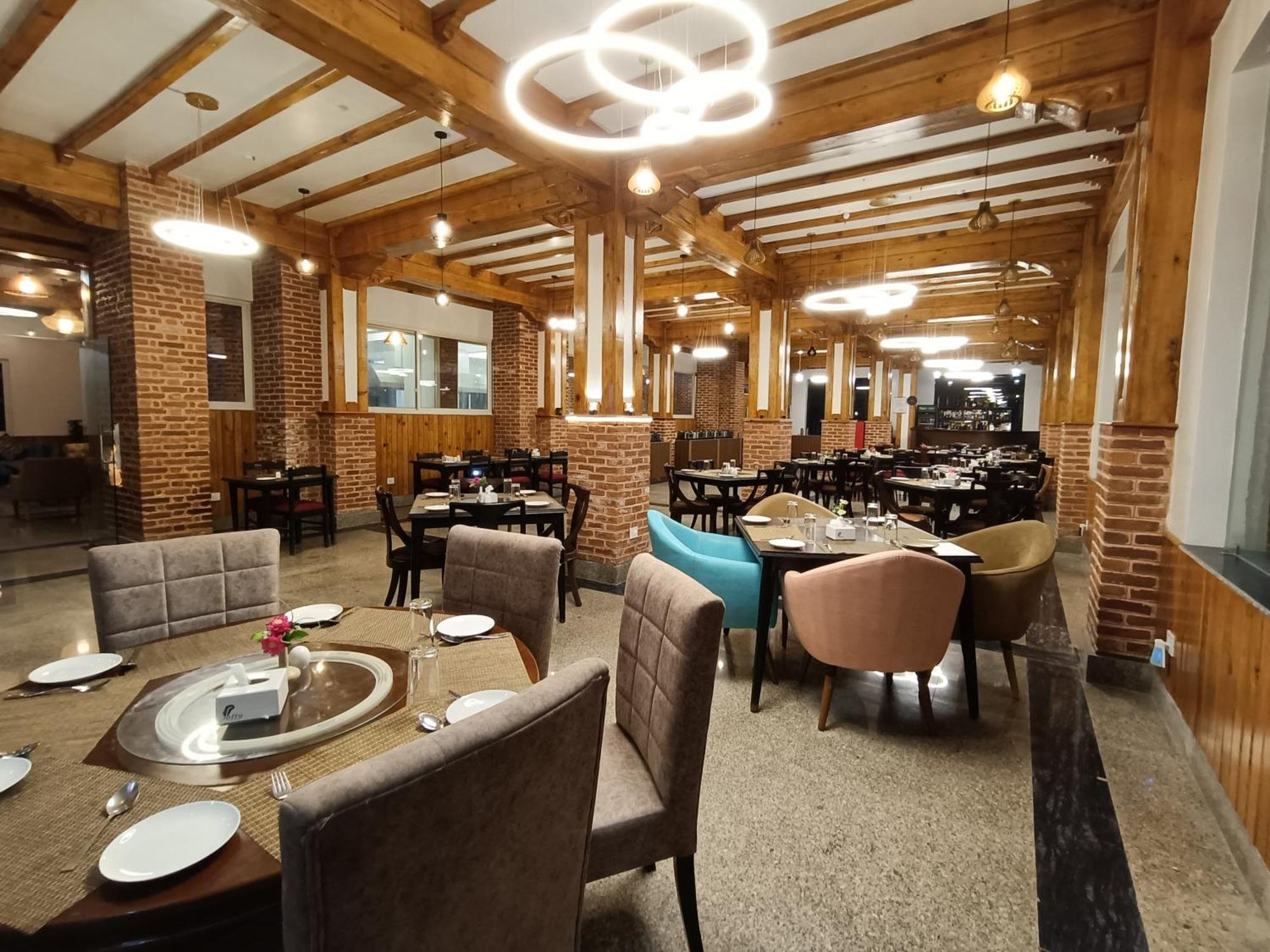 Hotel Chautari Pvt Ltd Nagarkot Ngoại thất bức ảnh