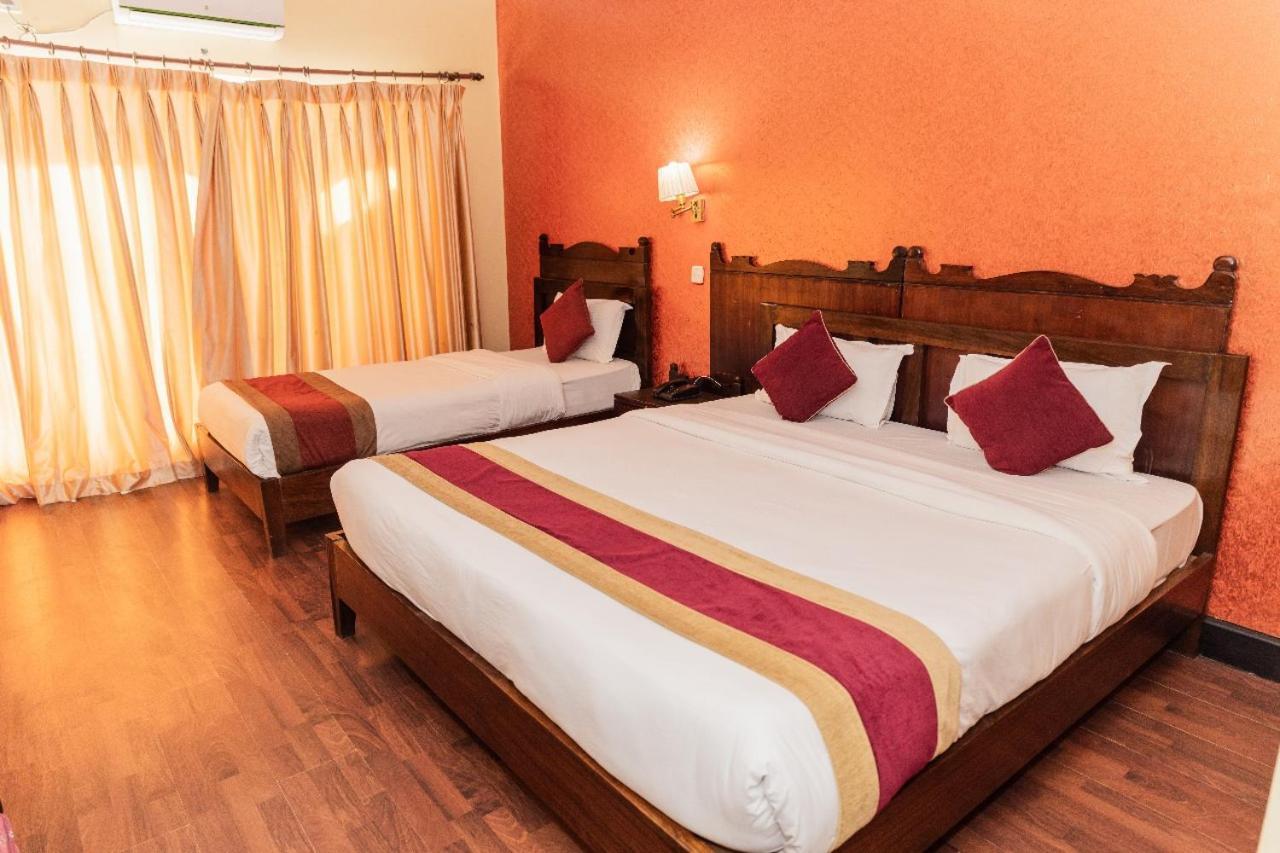 Hotel Chautari Pvt Ltd Nagarkot Ngoại thất bức ảnh